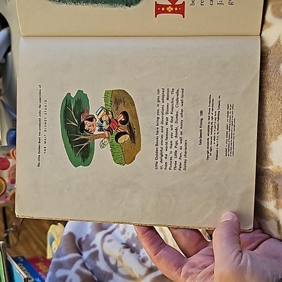 Pinocchio: a Little Golden Book - Picture 4 of 4